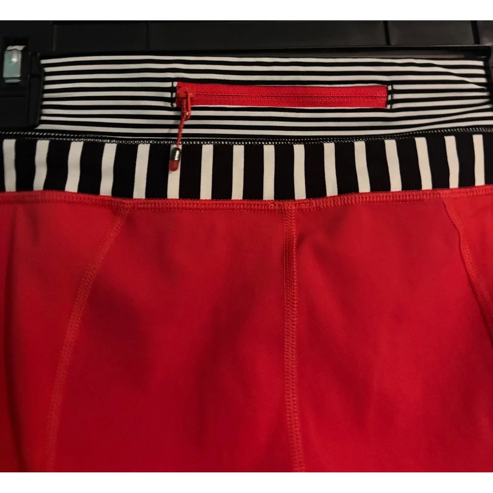 lululemon Womens Sz 6 Red Black White Stripe Capri Legging Athleisure Yoga Gym